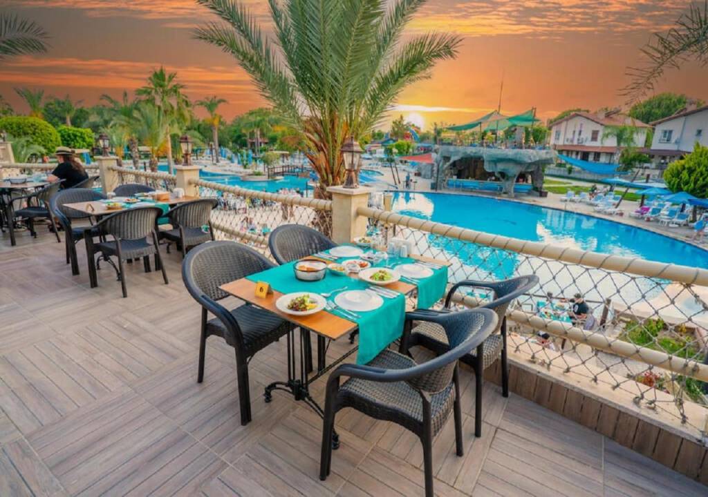 ARMAS PEMAR BEACH HOTEL 5★