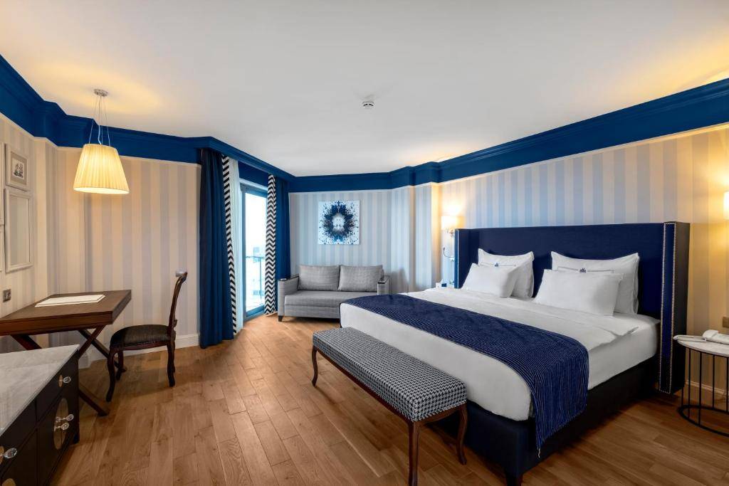 RUBI PLATINUM SIGN 5★