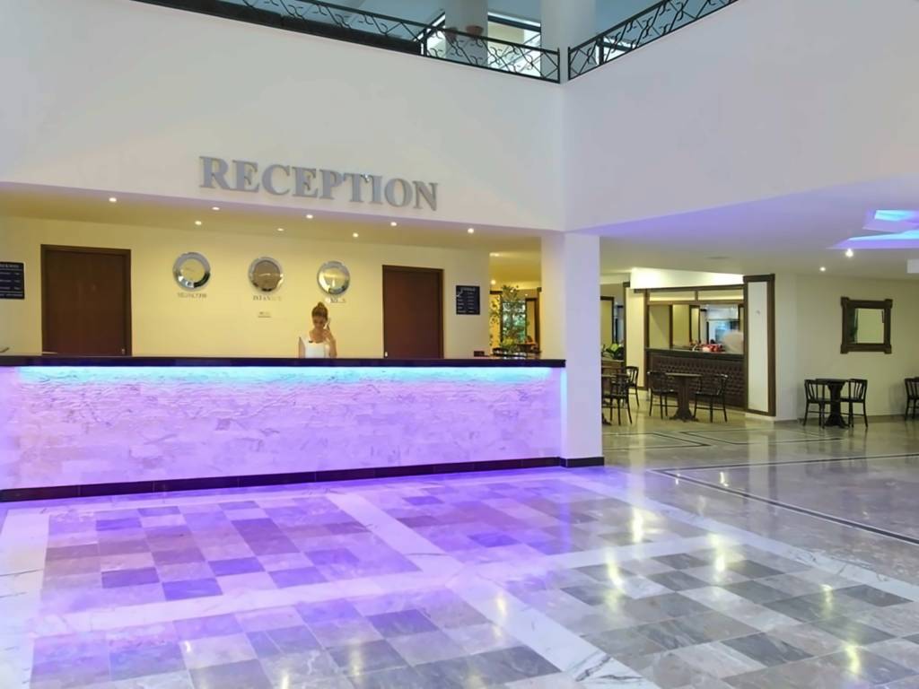 IDAS CLUB HOTEL 4★