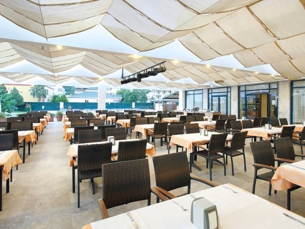 IDAS CLUB HOTEL 4★