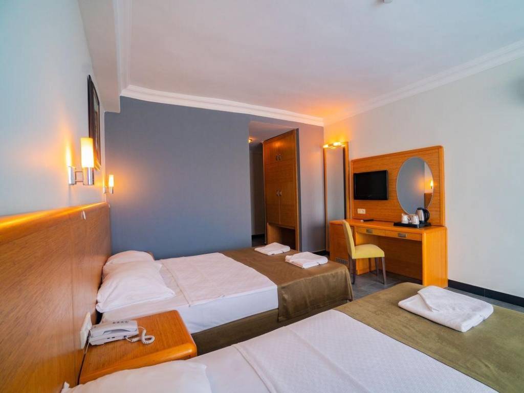 SENZA GRAND SANTANA 5★