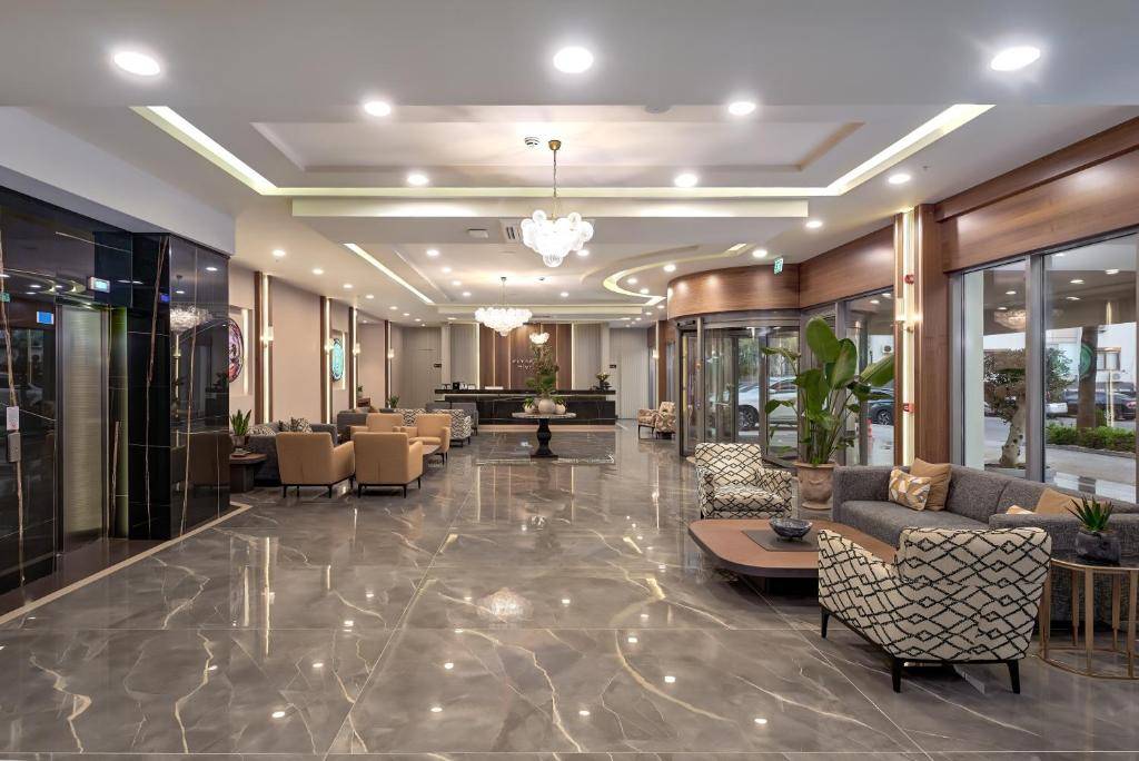 ELYSEE RIVE HOTEL 4★