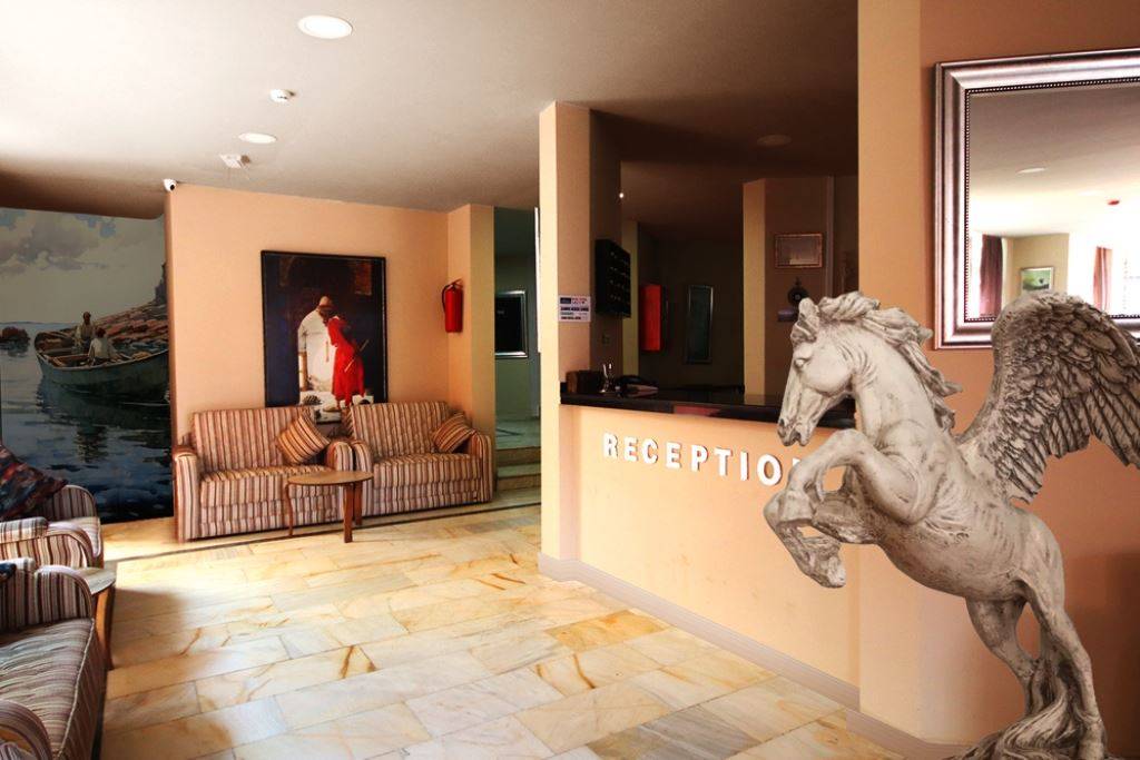 GOLD TWINS BOUTIQUE HOTEL 3★