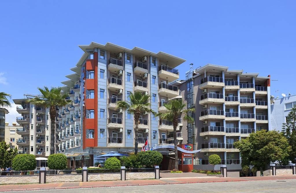 MONART CITY HOTEL 4★