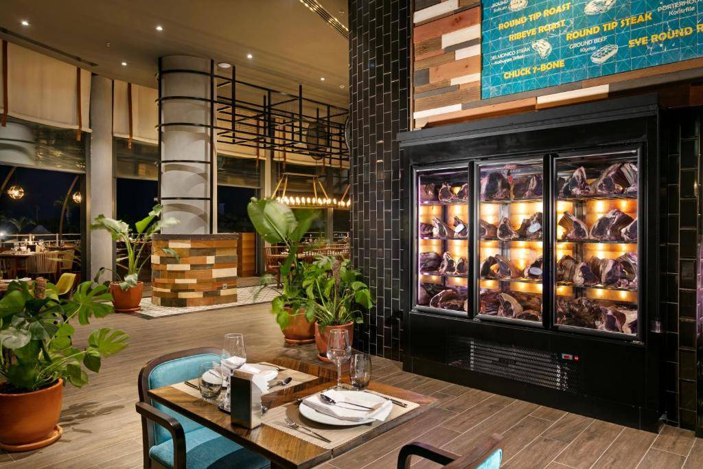 TITANIC DELUXE LARA 5★ (bērniem patiks)