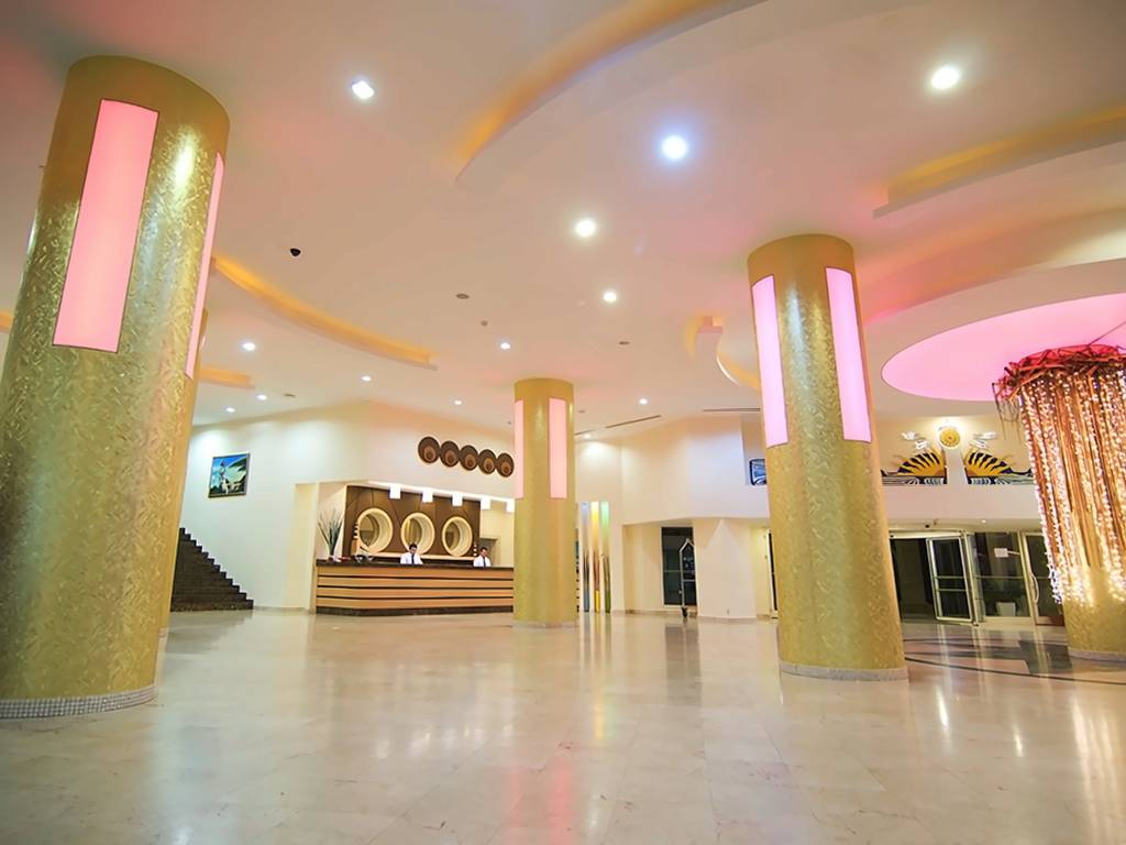 SEALIGHT RESORT HOTEL 5★