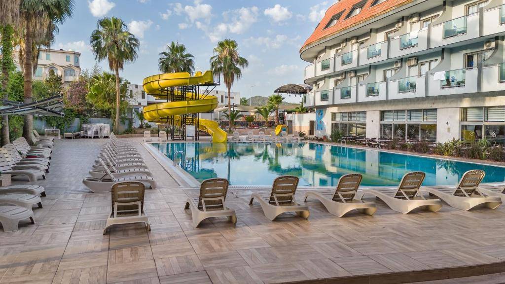 DEDEMAN KEMER RESORT 4★