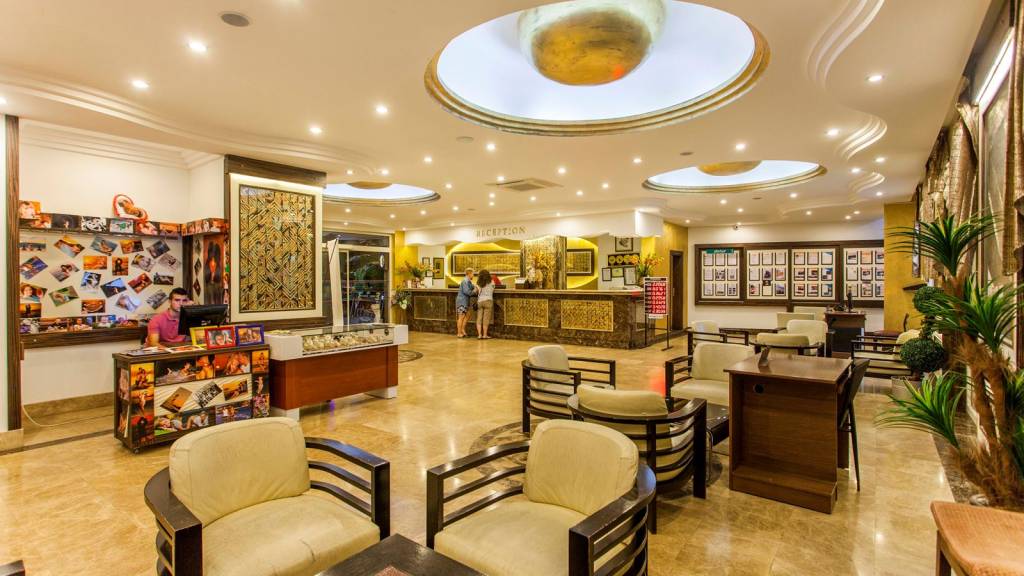 KLEOPATRA ADA HOTEL 4★