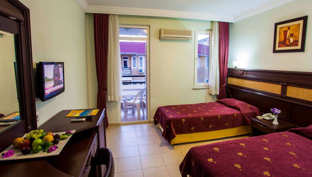 KLEOPATRA ADA HOTEL 4★