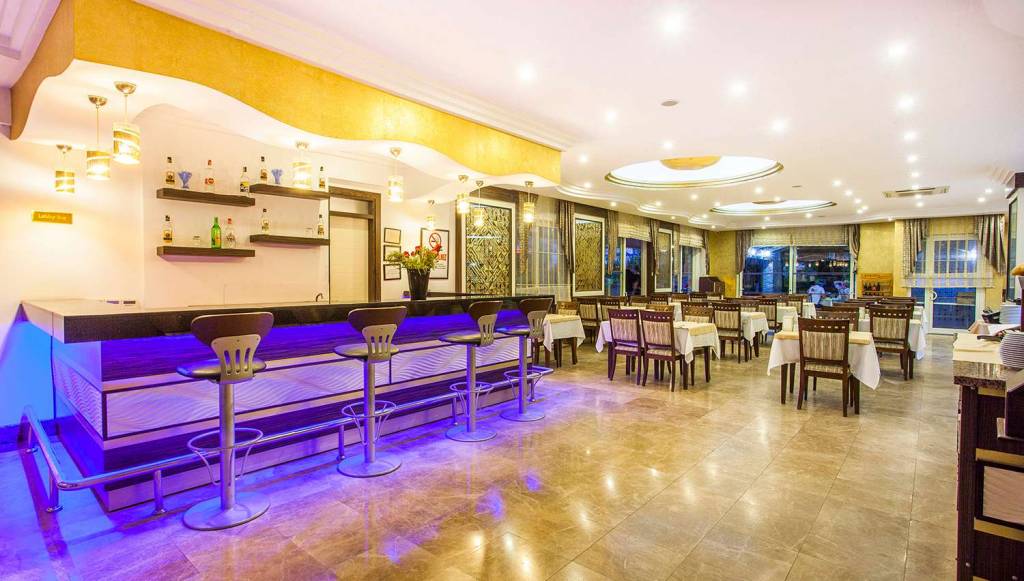 KLEOPATRA ADA HOTEL 4★