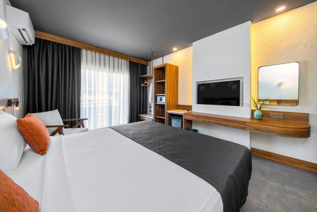 KAIA CORACESIUM HOTEL (EX.VILLA SUN FLOWER BEACH) 4★