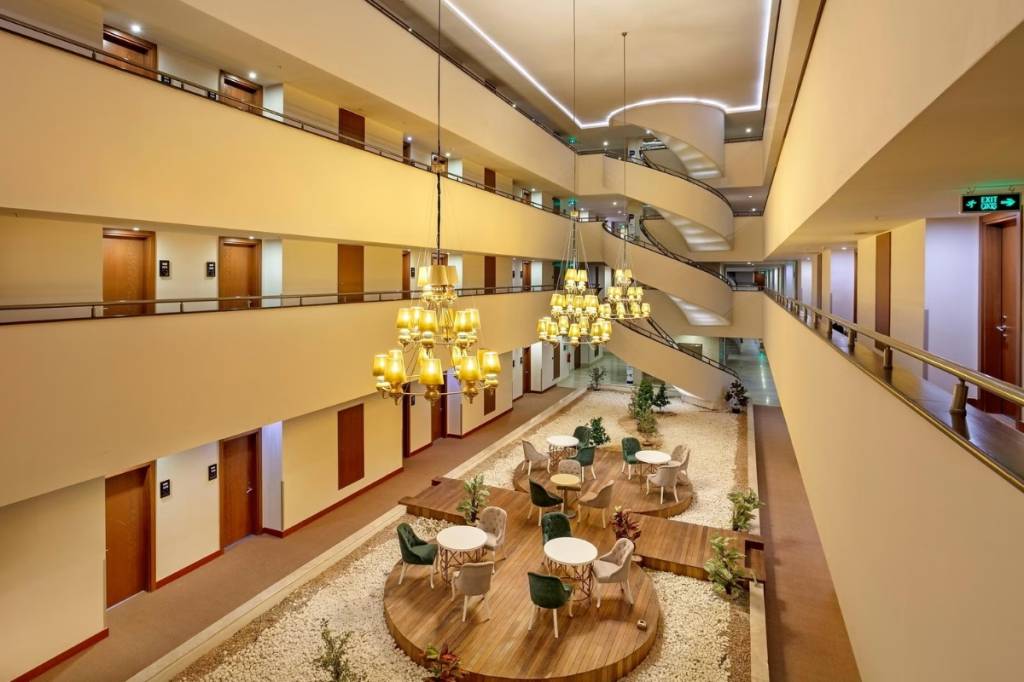 ARMAS LIFE BELEK 5★