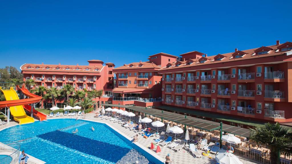 CLUB SIDE COAST HOTEL 5★