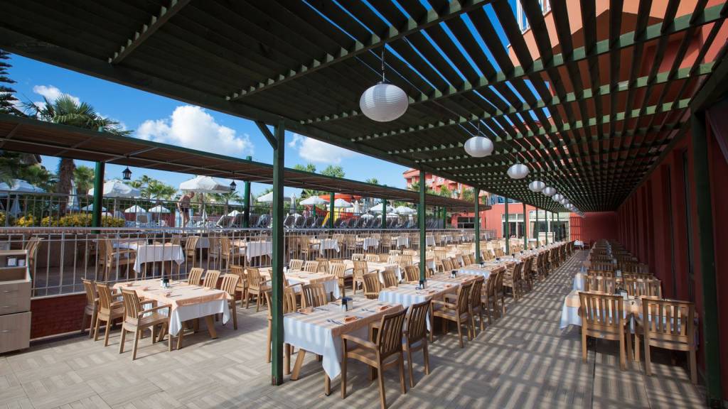 CLUB SIDE COAST HOTEL 5★