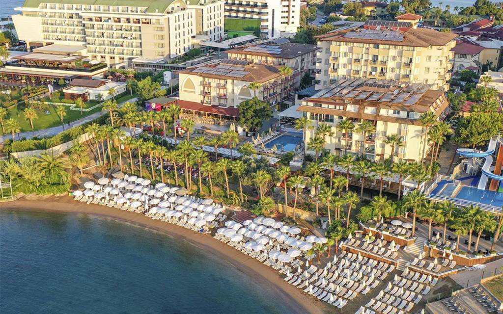 EOS BEACH RESORT (EX. CRYSTAL LAND OF PARADISE) 4★