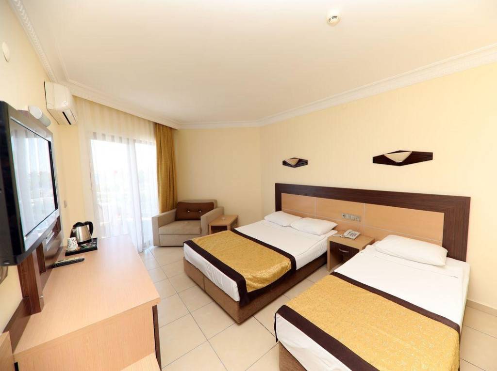 CLUB CARETTA BEACH 4★