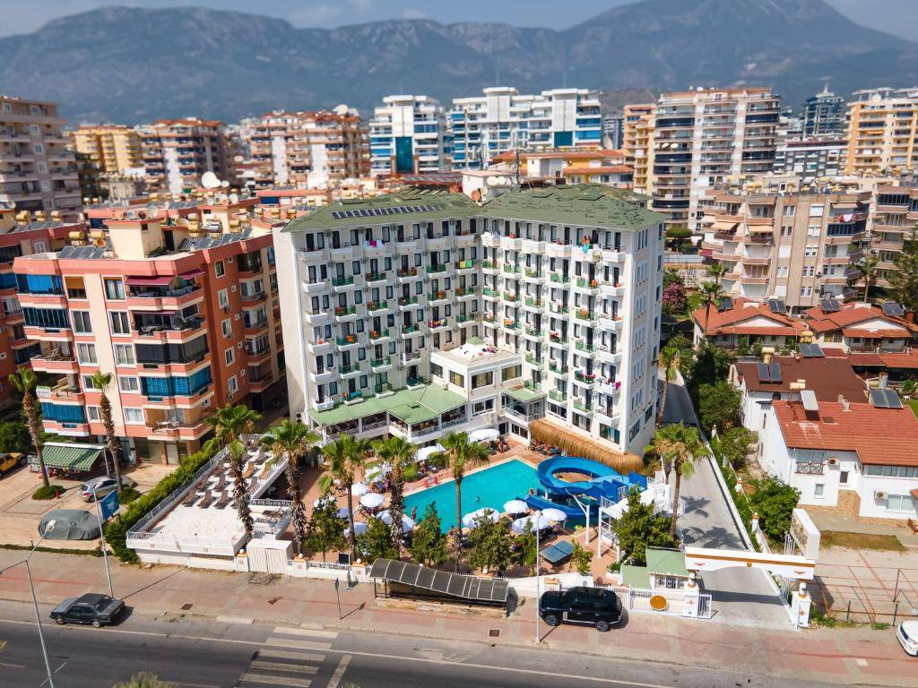 SUN FIRE BEACH HOTEL 4★