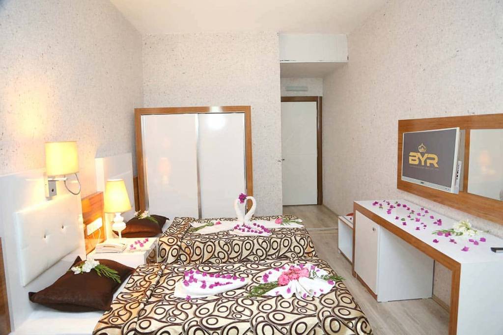 CLUB TESS HOTEL 4★