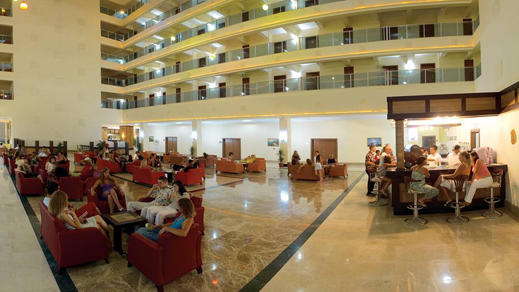 LAPHETOS BEACH RESORT & SPA 4★