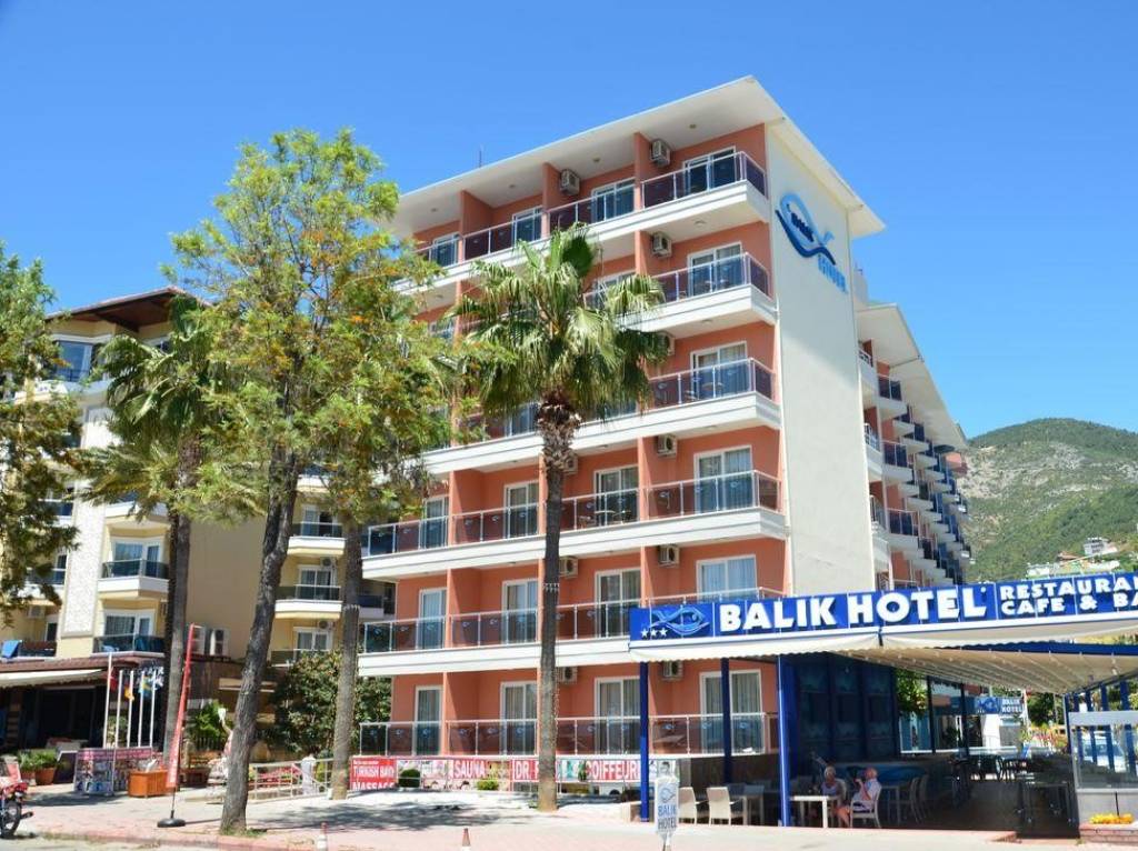 KLEOPATRA BALIK HOTEL 3★