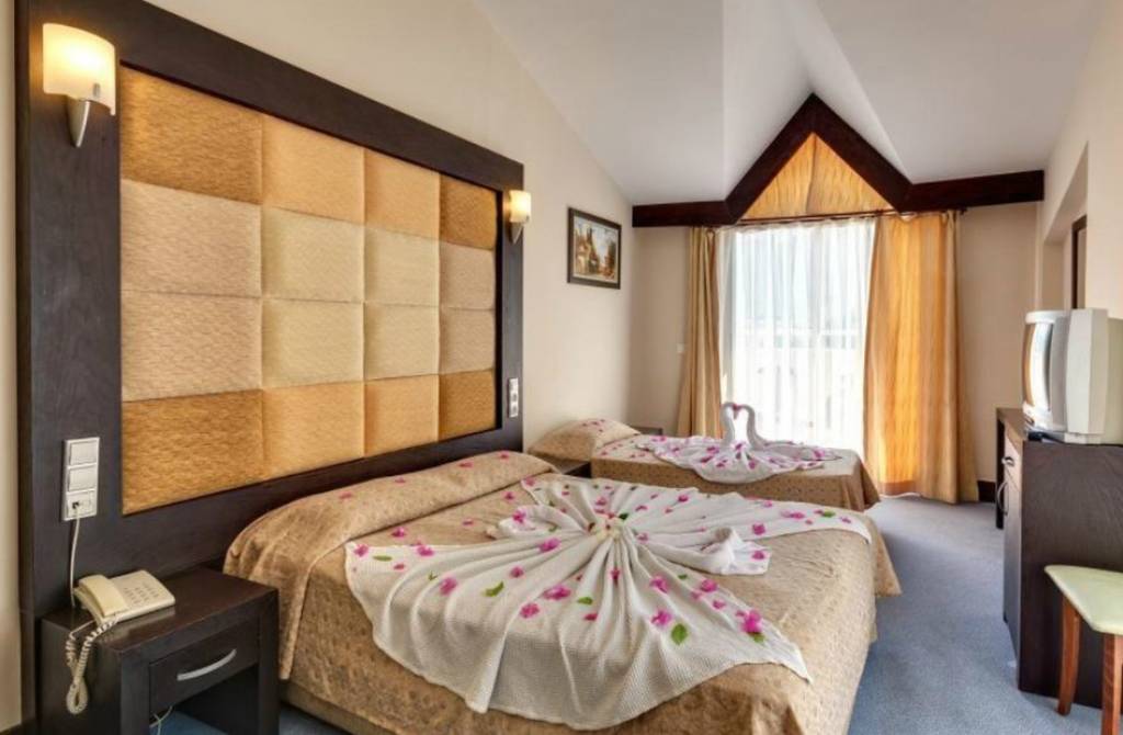 HIMEROS LIFE HOTEL 4★