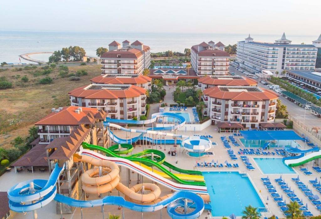 EFTALIA AQUA RESORT HOTEL 4★
