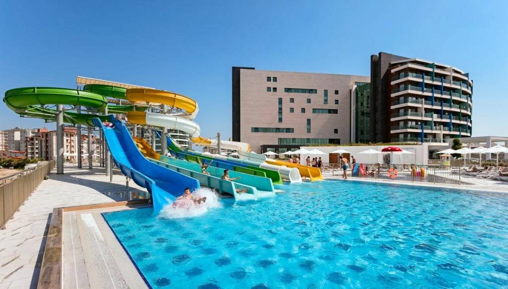 WIND OF LARA HOTEL & SPA 5★