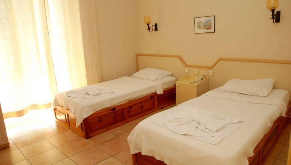 KLEOPATRA HERMES HOTEL 3★