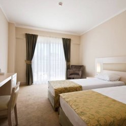 WHITE LILYUM HOTEL 4★