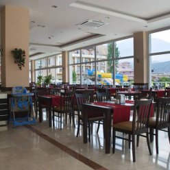 WHITE LILYUM HOTEL 4★