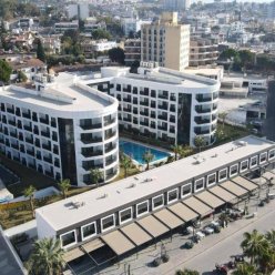 SEALIGHT RESORT HOTEL 5★