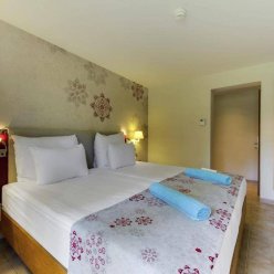 ROBINSON CAMYUVA (tikai pieaugušajiem) 5★