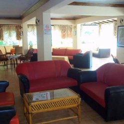 KLEOPATRA ALIS  3★