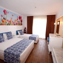 EFTALIA VILLAGE 5★