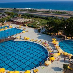 LAPHETOS BEACH RESORT & SPA 4★