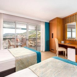 BLUE STAR HOTEL 4★