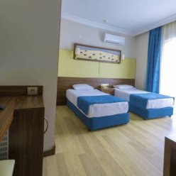 CARETTA RELAX HOTEL 4★