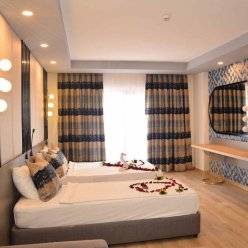 EFTALIA AQUA RESORT HOTEL 4★