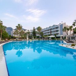 FAME RESIDENCE GOYNUK 4★