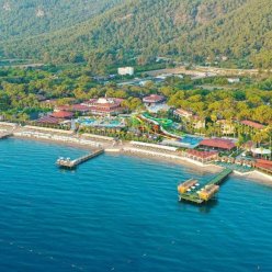 CRYSTAL FLORA BEACH RESORT 5★