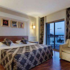 ALBA QUEEN HOTEL 5★