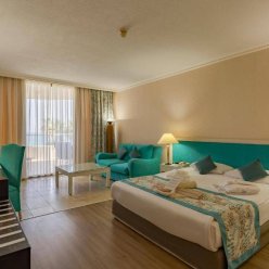 CRYSTAL SUNRISE QUEEN LUXURY RESORT 5★