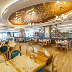 DREAM WORLD RESORT HOTEL & SPA 5★