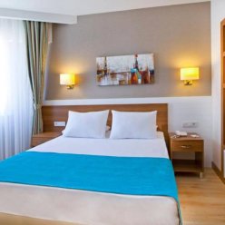 GRAND PARK LARA 4★