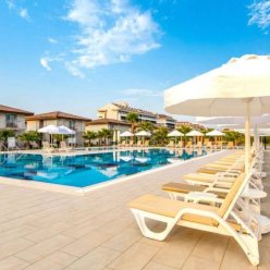 CRYSTAL BOUTIQUE BEACH RESORT (tikai pieaugušajiem, 16+) 5★