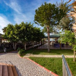 ﻿MAYA WORLD BEACH HOTEL 4★