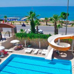 CLUB BAYAR BEACH HOTEL 4★