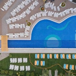 THE RAGA SIDE (tikai pieaugušajiem, 16+) 5★