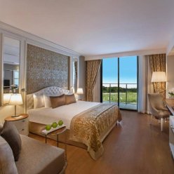 ASKA LARA RESORT & SPA 5★