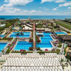 ASKA LARA RESORT & SPA 5★